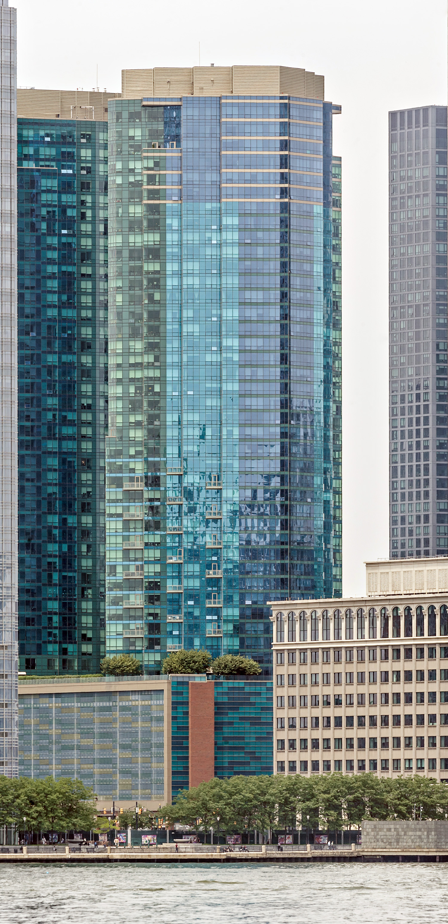 Hudson Greene East Tower, Jersey City - View from City Pier A. © Mathias Beinling